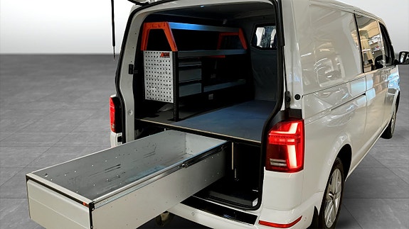 Volkswagen Transporter 12 of 13