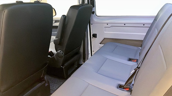 Volkswagen Transporter 11 of 13