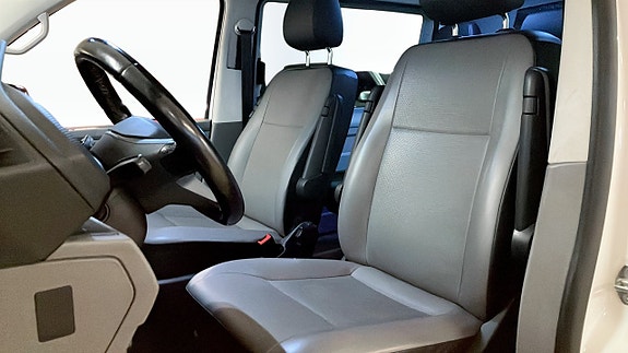Volkswagen Transporter 8 of 13