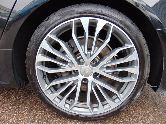 Audi A6 14 of 26