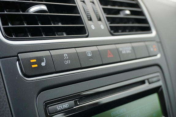 Volkswagen Polo 16 of 21