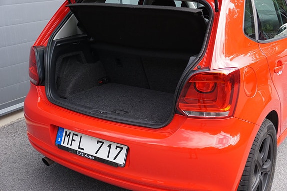 Volkswagen Polo 8 of 21