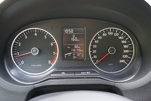 Volkswagen Polo 15 of 21