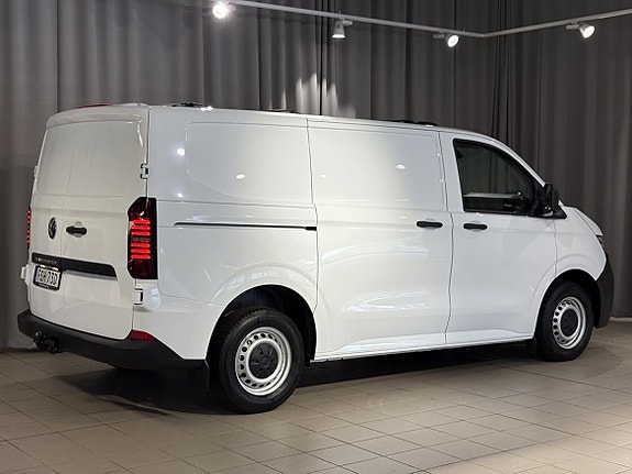 Volkswagen Transporter 3 of 5