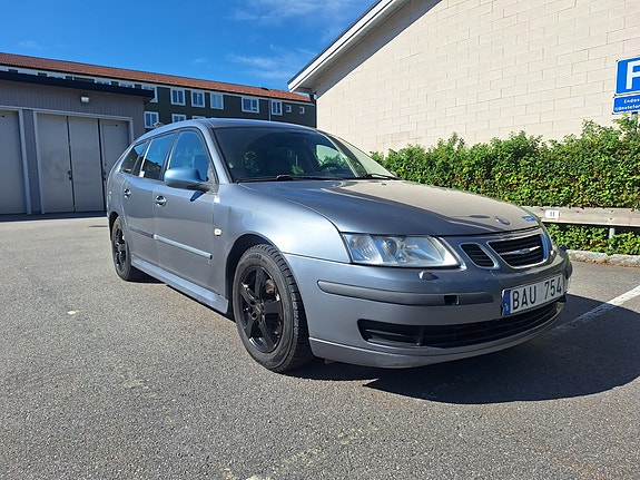 Saab 9-3 2 of 13
