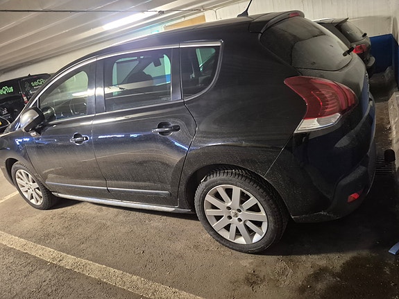 Peugeot 3008 4 of 9
