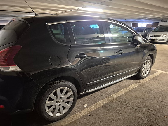 Peugeot 3008 5 of 9