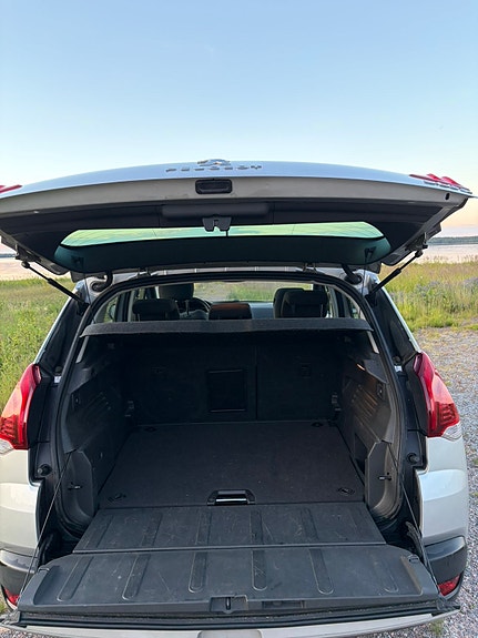 Peugeot 3008 8 of 16