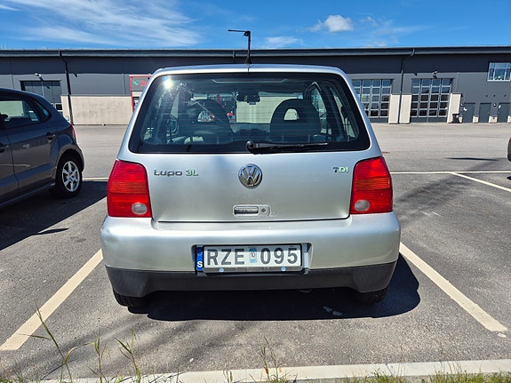 Volkswagen Lupo 5 of 5