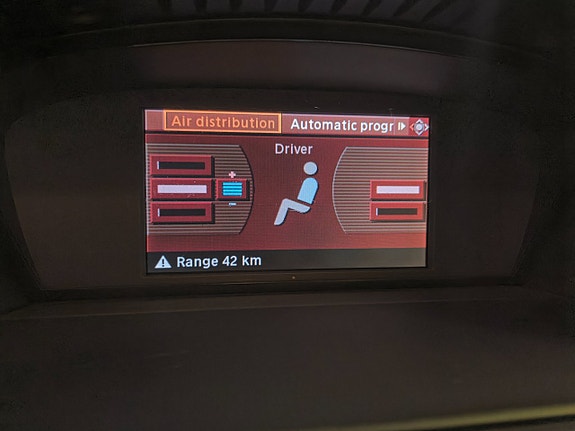 BMW 523i 12 of 30