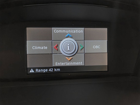 BMW 523i 13 of 30