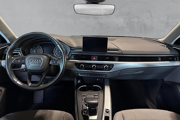 Audi A4 13 of 17