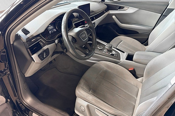 Audi A4 10 of 17