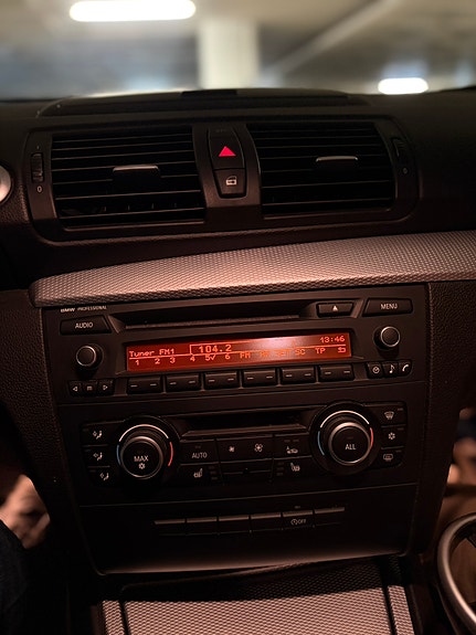BMW 118d 9 of 14
