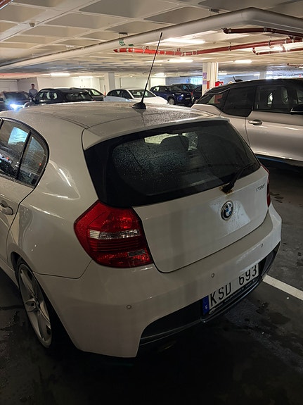 BMW 118d 8 of 14