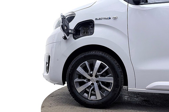 Toyota Proace 27 of 27