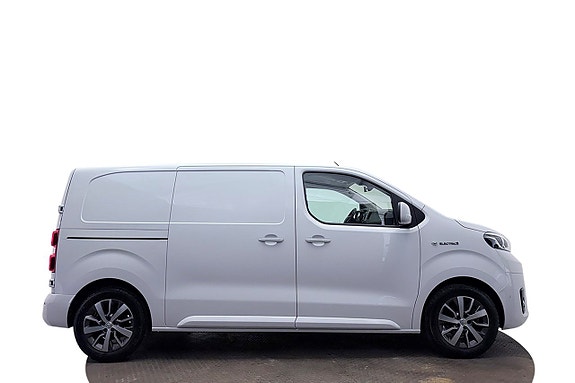 Toyota Proace 4 of 27