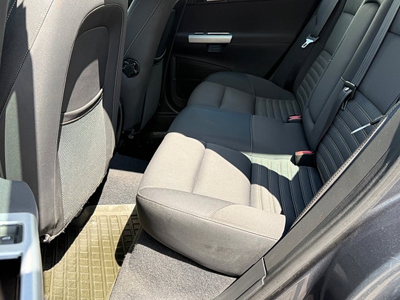 Volvo V50 8 of 13