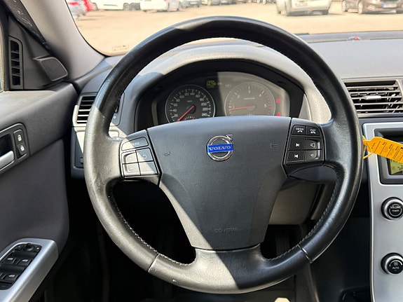 Volvo V50 12 of 13