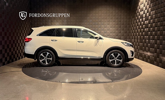 Kia Sorento 8 of 24