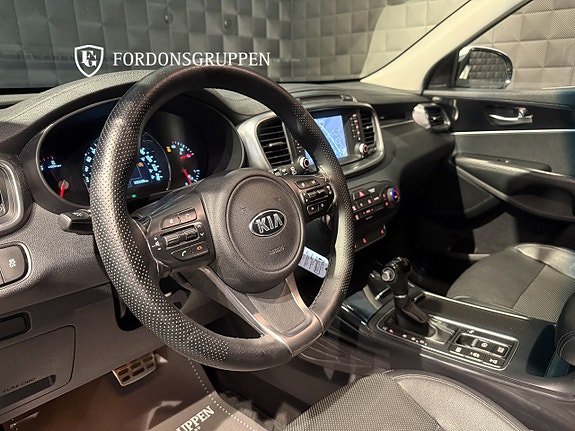 Kia Sorento 15 of 24