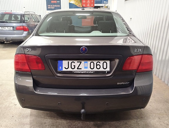 Saab 9-5 4 of 5