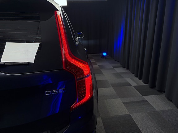 Volvo XC90 19 of 30