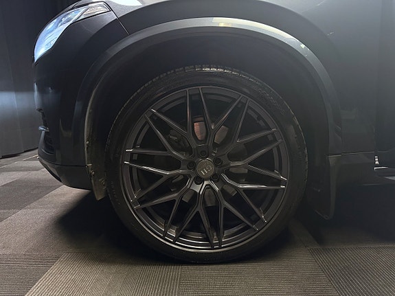 Volvo XC90 21 of 30