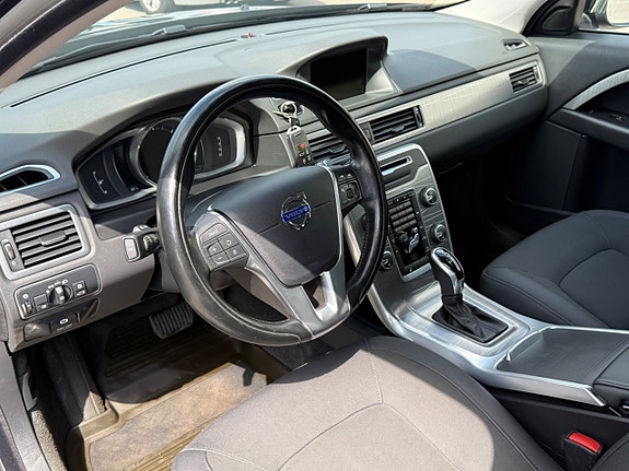 Volvo XC70 9 of 19