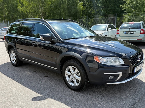 Volvo XC70 3 of 5