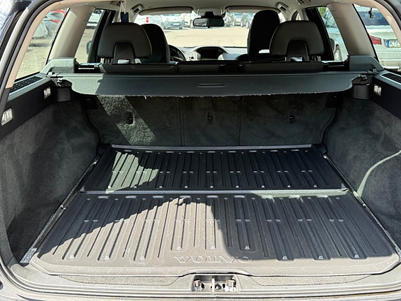 Volvo XC70 6 of 19
