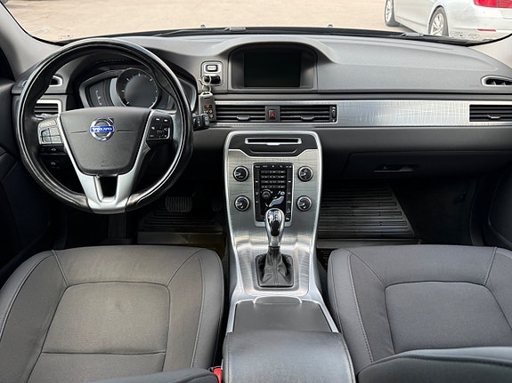 Volvo XC70 10 of 19