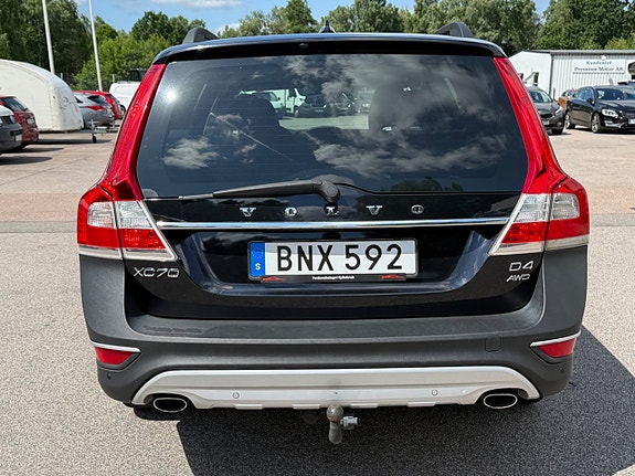 Volvo XC70 5 of 5