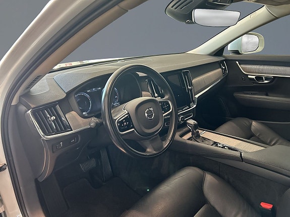 Volvo V90 Cross Country 5 of 11