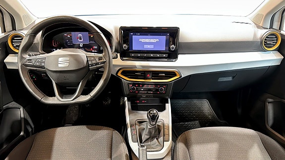 Seat Arona 10 of 18