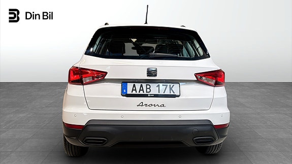 Seat Arona 5 of 18