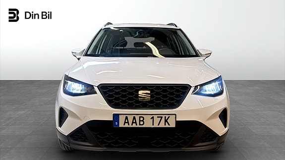 Seat Arona 4 of 18