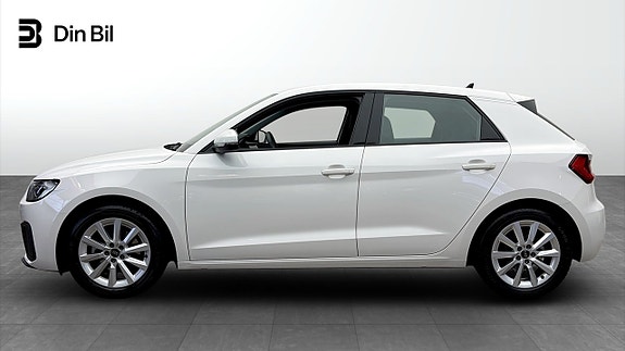 Audi A1 2 of 5
