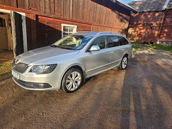 Skoda Superb 3 of 3