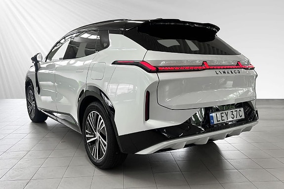 Lynk & Co 08 3 of 5