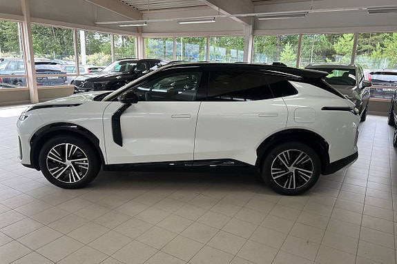 Lynk & Co 08 12 of 29