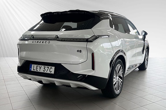 Lynk & Co 08 4 of 5