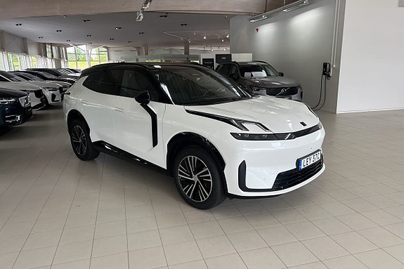 Lynk & Co 08 15 of 29