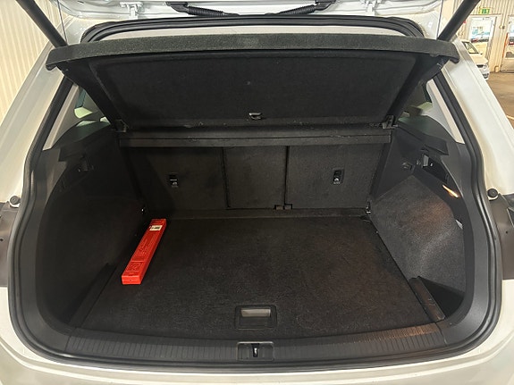 Volkswagen Tiguan 18 of 21