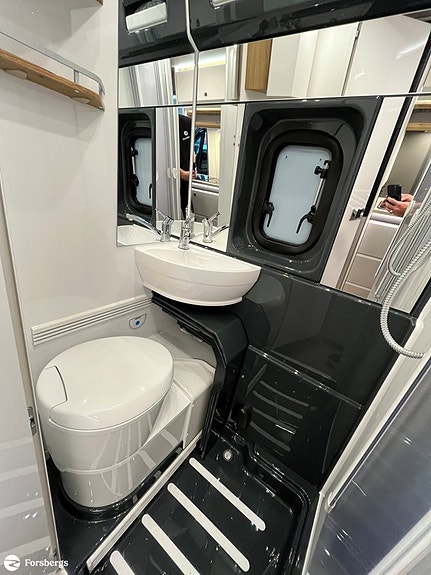 Hobby PRESTIGE VAN 640 ET - First Edition - LAGERRENSNING! 12 of 14
