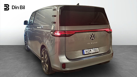 Volkswagen ID. Buzz 3 of 13