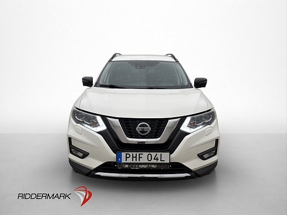 Nissan X-Trail 2 of 5