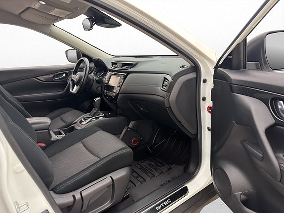Nissan X-Trail 24 of 29