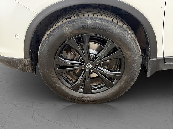 Nissan X-Trail 25 of 29