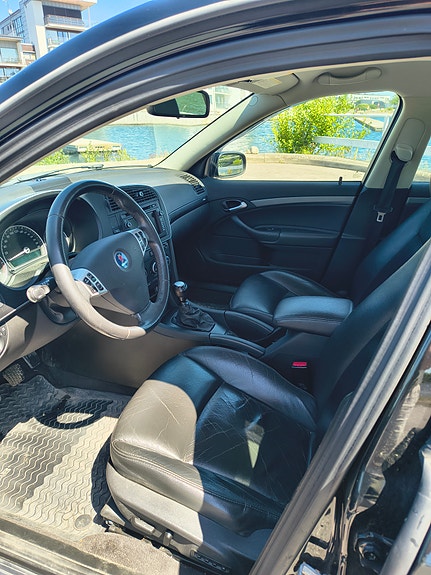 Saab 9-3 4 of 5
